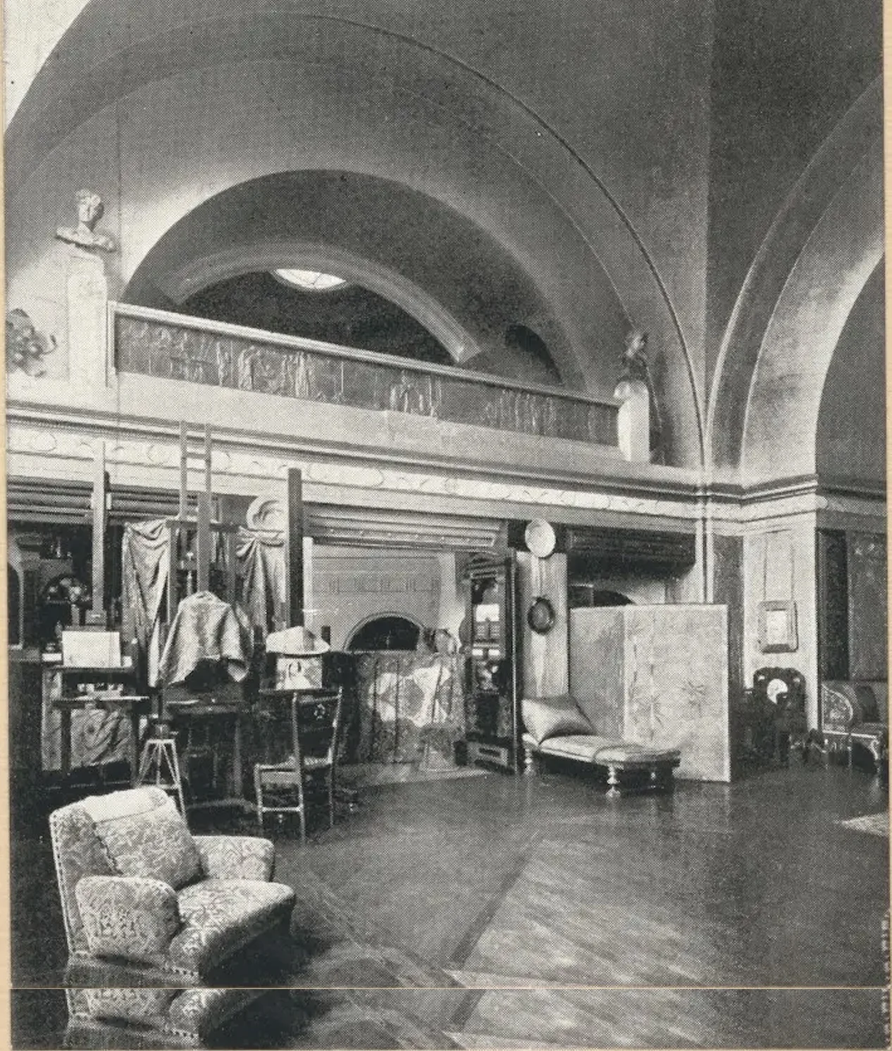 Casa Tadema studio dome side view showing curved alcove, 1912