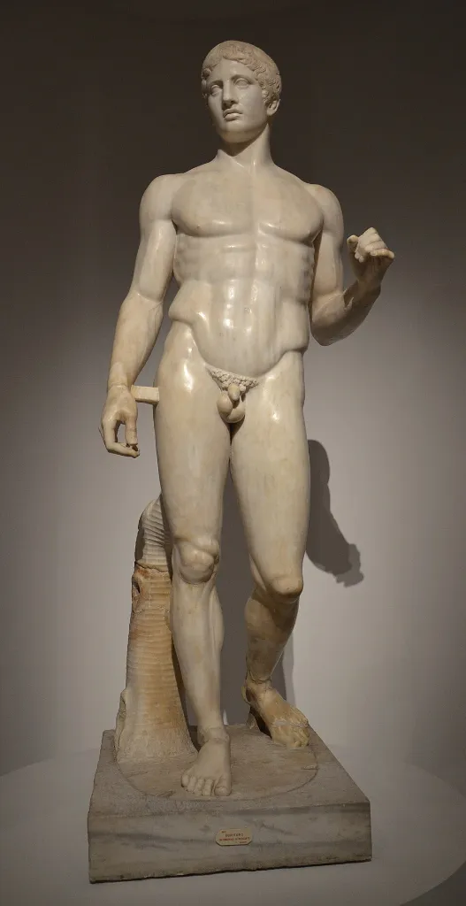 History of Art Trends - The Doryphoros by Polykleitos representing the First Realism and the Living Stone