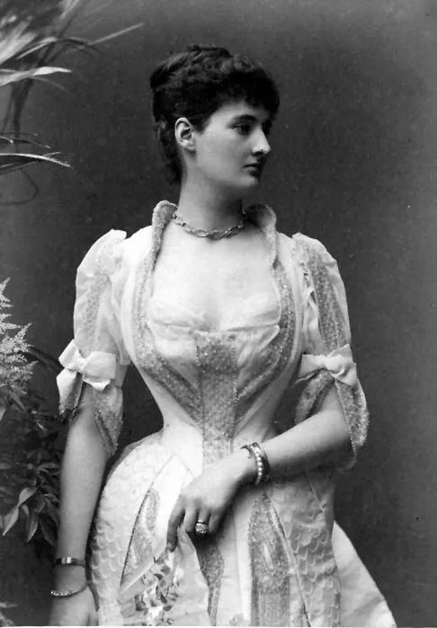 Hermione, Duchess of Leinster in a late Victorian ballgown, 1895
